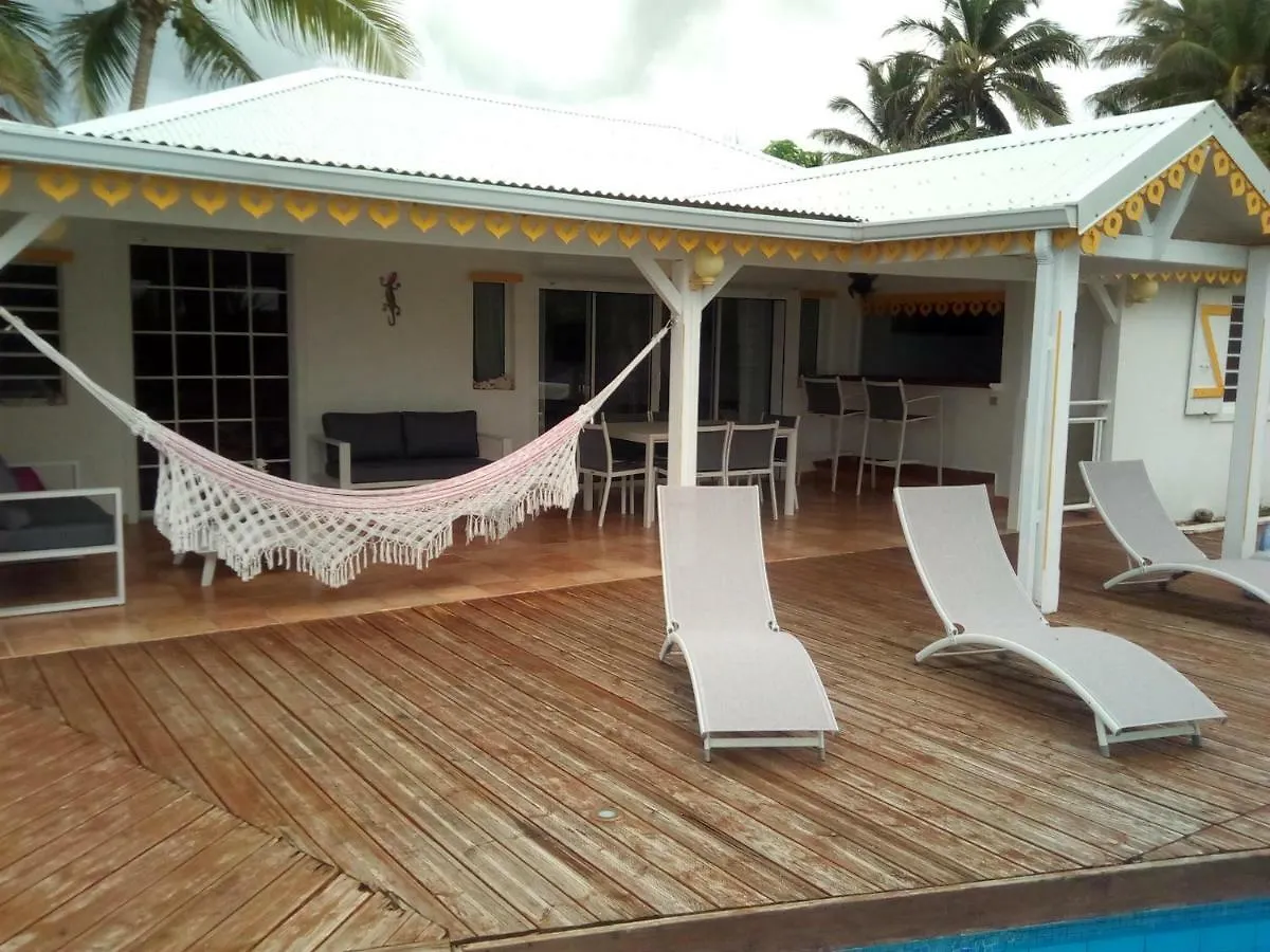 לה מול Villa Vue Ocean גוואדלופ